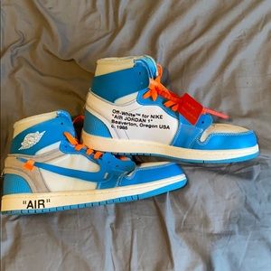 Off-White UNC Jordan 1